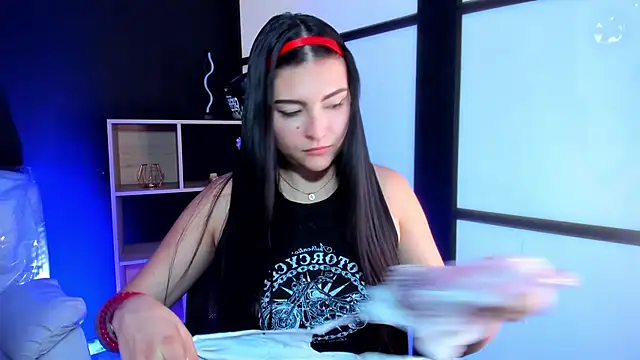 Snapshot of TifanyWhite_ chatting on 11, 12, 2024 TifanyWhite online show from 11, 12, 2024