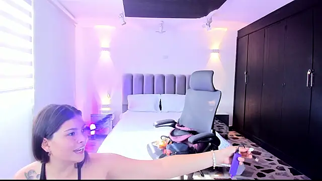 Snapshot of TifanyWhite_ chatting on 30, 1, 2025 TifanyWhite online show from 30, 1, 2025