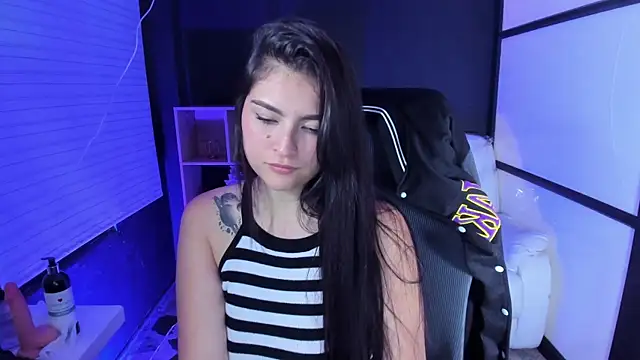 Snapshot of TifanyWhite_ chatting on 23, 2, 2025 TifanyWhite online show from 23, 2, 2025