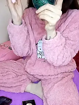 Alissa 121 online show from 20, 1, 2025