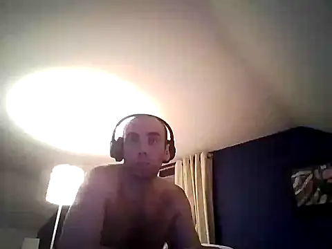 Snapshot of DrbigdickUK chatting on 2, 2, 2025 DrbigdickUK online show from 2, 2, 2025