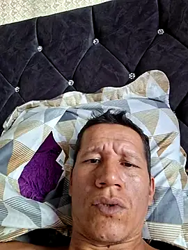 Snapshot of leoytessa_10 chatting on 23, 2, 2025 leoytessa 10 online show from 23, 2, 2025