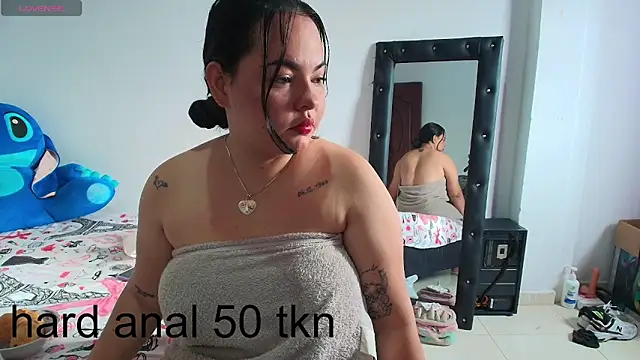 Snapshot of leoytessa_10 chatting on 19, 9, 2025 leoytessa 10 online show from 19, 9, 2025