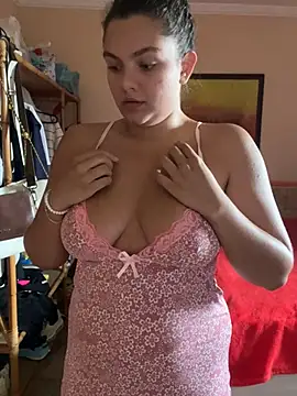 Snapshot of eva_y_marcelo chatting on 8, 3, 2025 eva y marcelo online show from 8, 3, 2025