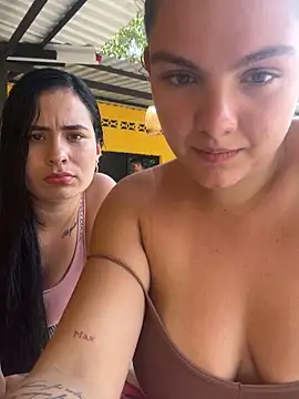 Snapshot of eva_y_marcelo chatting on 12, 9, 2025 eva y marcelo online show from 12, 9, 2025