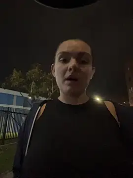 Snapshot of eva_y_marcelo chatting on 18, 10, 2025 eva y marcelo online show from 18, 10, 2025