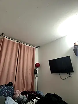 Snapshot of eva_y_marcelo chatting on 27, 11, 2025 eva y marcelo online show from 27, 11, 2025