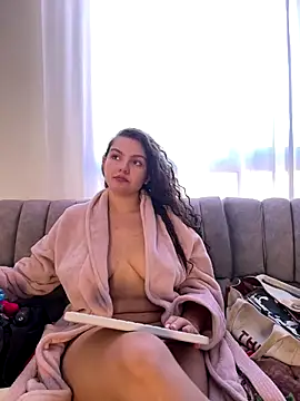 Snapshot of eva_y_marcelo chatting on 27, 11, 2025 eva y marcelo online show from 27, 11, 2025