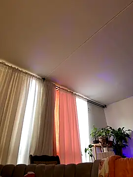 Snapshot of eva_y_marcelo chatting on 28, 11, 2025 eva y marcelo online show from 28, 11, 2025