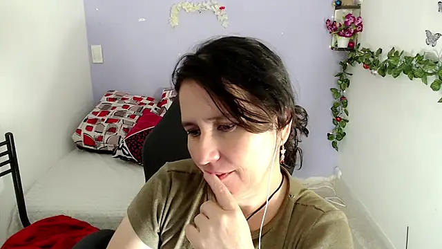 Snapshot of victoria_jones chatting on 28, 1, 2025 victoria jones online show from 28, 1, 2025