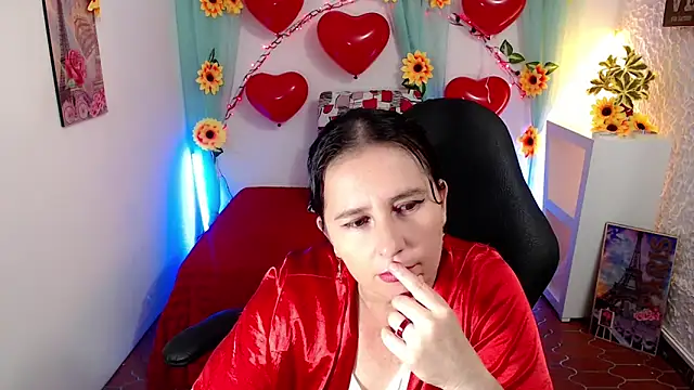 Snapshot of victoria_jones chatting on 14, 2, 2025 victoria jones online show from 14, 2, 2025