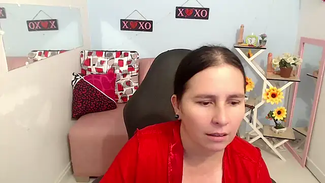 Snapshot of victoria_jones chatting on 20, 9, 2025 victoria jones online show from 20, 9, 2025