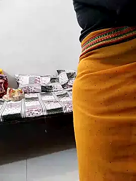 Snapshot of Diya_Chopra chatting on 10, 1, 2025 Diya Chopra online show from 10, 1, 2025