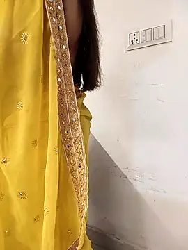 Snapshot of Diya_Chopra chatting on 16, 3, 2025 Diya Chopra online show from 16, 3, 2025