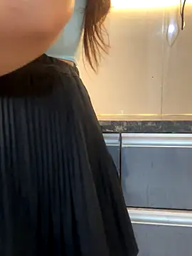 Snapshot of Diya_Chopra chatting on 13, 10, 2025 Diya Chopra online show from 13, 10, 2025