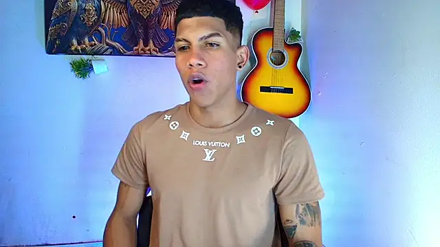 Damian latinxxx online show from 15, 2, 2025