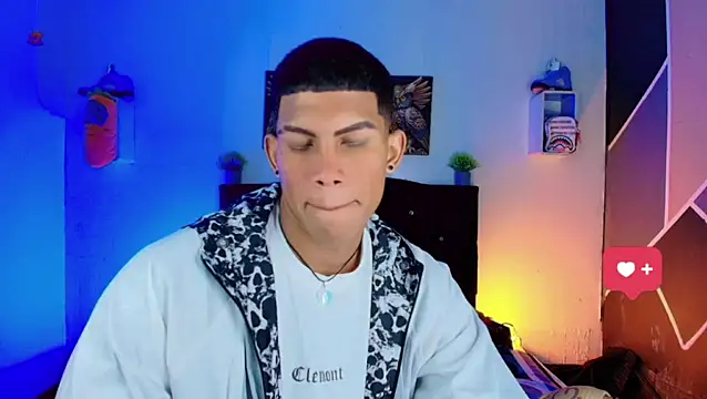 Damian latinxxx online show from 12, 3, 2025