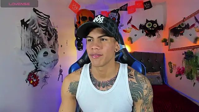 Damian latinxxx online show from 13, 10, 2025