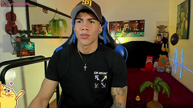 Damian latinxxx online show from 15, 4, 2026