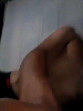 Snapshot of Insciavel01 chatting on 26, 10, 2025 Insciavel01 online show from 26, 10, 2025