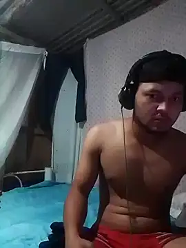 Snapshot of Insciavel01 chatting on 30, 10, 2025 Insciavel01 online show from 30, 10, 2025