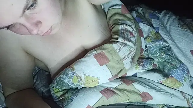 Snapshot of MarieFerguson chatting on 25, 12, 2024 MarieFerguson online show from 25, 12, 2024