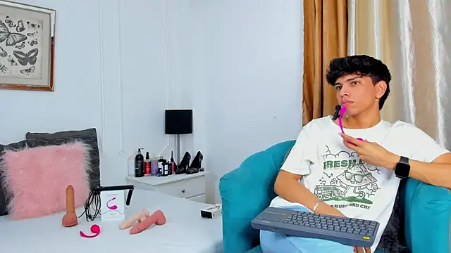 Santy carrington online show from 18, 1, 2025