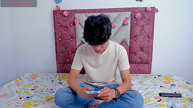 Santy carrington online show from 11, 3, 2025