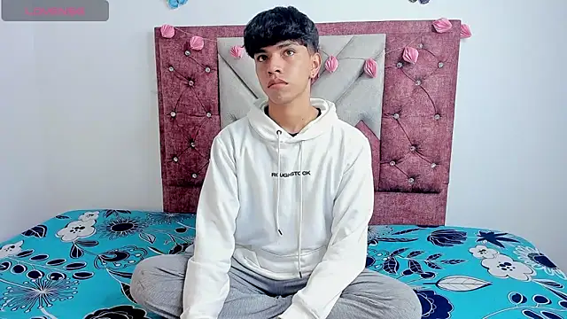 Santy carrington online show from 15, 3, 2025