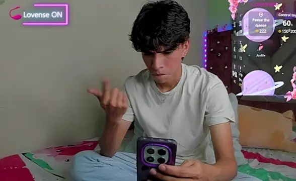 Santy carrington online show from 5, 12, 2025