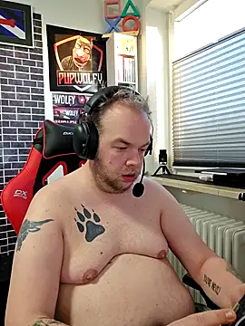 PupW0lfy online show from 26, 12, 2024