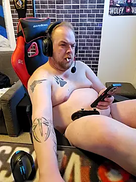 PupW0lfy online show from 17, 2, 2025