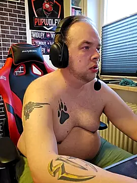 PupW0lfy online show from 23, 2, 2025