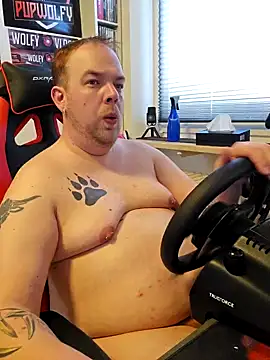 PupW0lfy online show from 18, 3, 2025