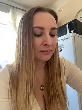 Snapshot of OlgaBuzzz chatting on 14, 1, 2025 OlgaBuzzz online show from 14, 1, 2025