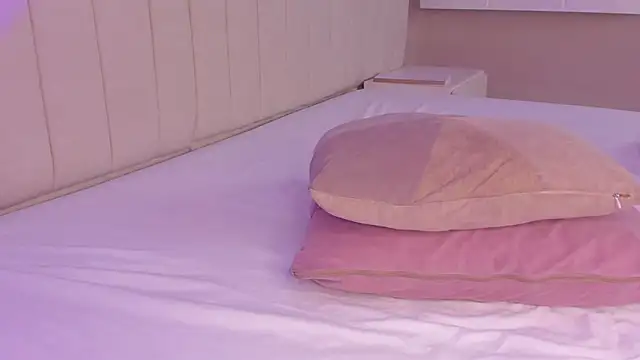 Snapshot of Littleolivia_ chatting on 18, 3, 2025 Littleolivia online show from 18, 3, 2025