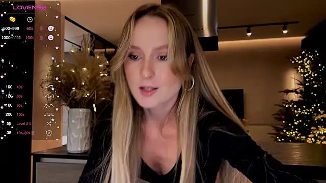 Snapshot of Peach__juice chatting on 13, 1, 2025 Peach juice online show from 13, 1, 2025