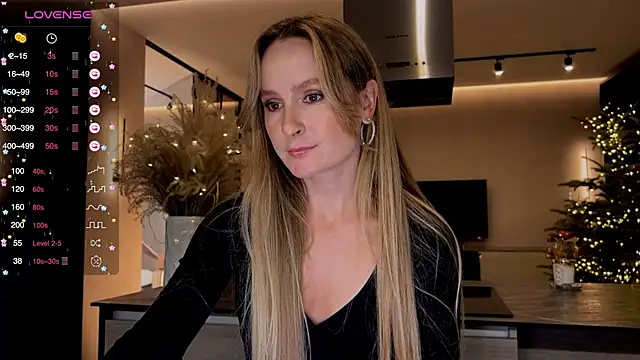 Snapshot of Peach__juice chatting on 13, 1, 2025 Peach juice online show from 13, 1, 2025