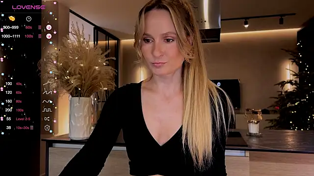 Snapshot of Peach__juice chatting on 16, 1, 2025 Peach juice online show from 16, 1, 2025