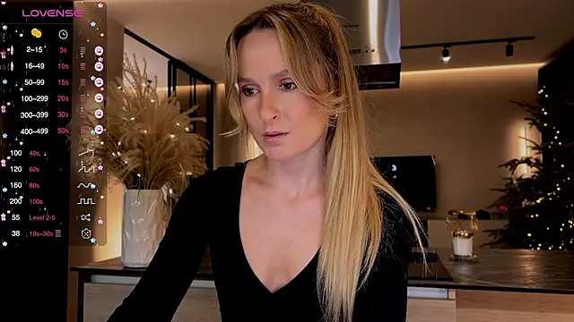 Snapshot of Peach__juice chatting on 16, 1, 2025 Peach juice online show from 16, 1, 2025