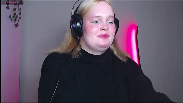 rozzhaos8 online show from 25, 10, 2025