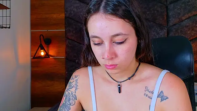 AmbarHills 1 online show from 16, 10, 2025