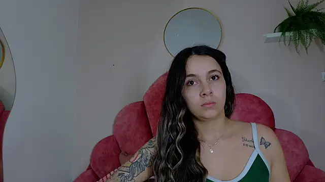 AmbarHills 1 online show from 31, 10, 2025