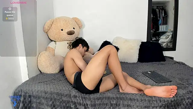 Snapshot of LittleParker chatting on 26, 10, 2025 LittleParker online show from 26, 10, 2025