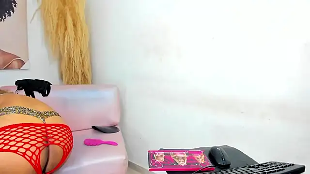 Snapshot of mia_foxts chatting on 23, 9, 2025 mia foxts online show from 23, 9, 2025