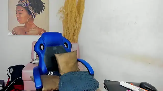 Snapshot of mia_foxts chatting on 15, 10, 2025 mia foxts online show from 15, 10, 2025