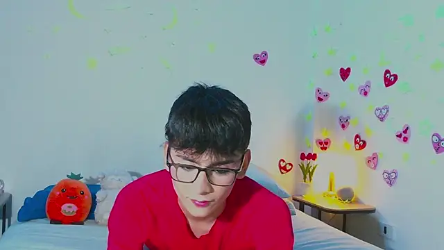 Snapshot of arnold_laurent_ chatting on 17, 2, 2025 arnold laurent online show from 17, 2, 2025