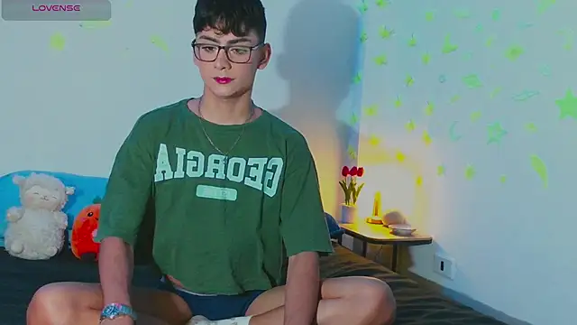 Snapshot of arnold_laurent_ chatting on 14, 3, 2025 arnold laurent online show from 14, 3, 2025