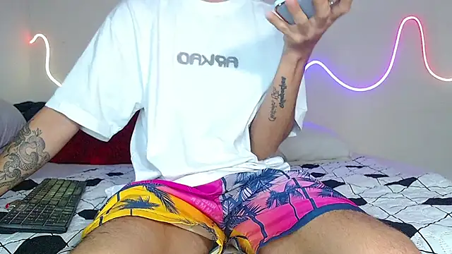 bobsexy08 online show from 18, 2, 2025