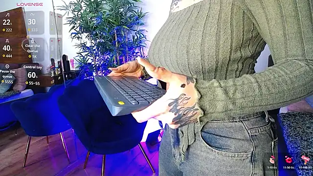 CreamyInkky  online show from 31, 3, 2026